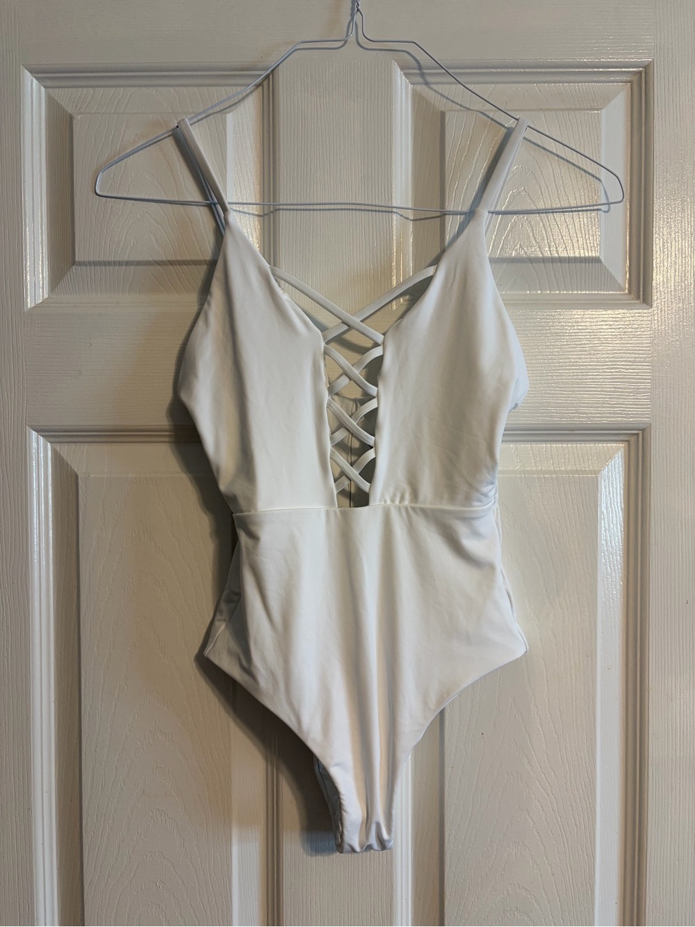 Lulus Myrtle Beach White Lace Up One Piece Swimsuit XS NWT Caged Plunge